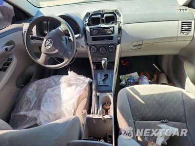 Zdjęcie 8 z 12 samochodu: 2009 TOYOTA COROLLA LE VIN:JTDBL40E099044981 - miniatura