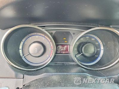 Zdjęcie 9 z 13 samochodu: 2012 HYUNDAI SONATA SE VIN:5NPEC4AC3CH424471 - miniatura