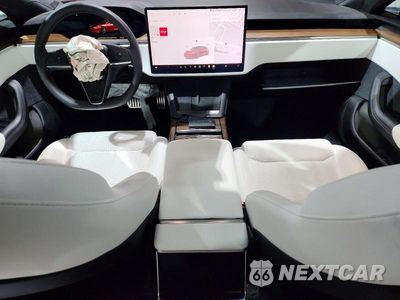 Zdjęcie 8 z 12 samochodu: 2023 TESLA MODEL S VIN:5YJSA1E53PF530314 - miniatura
