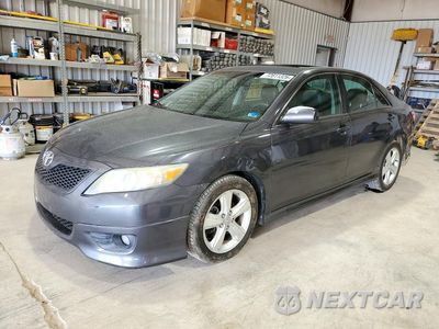 2011 TOYOTA CAMRY SE 4T1BF3EK8BU224403 - główne zdjęcie licytacji z USA - miniatura