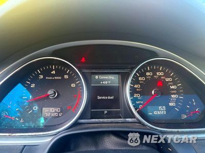 Zdjęcie 8 z 10 samochodu: 2013 AUDI Q7 PREMIUM PLUS VIN:WA1LGAFE3DD011391 - miniatura