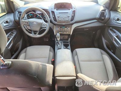 Zdjęcie 8 z 13 samochodu: 2018 FORD ESCAPE SE VIN:1FMCU9GD9JUB45820 - miniatura