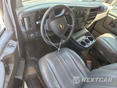 Zdjęcie 8 z 13 samochodu: 2015 CHEVROLET EXPRESS 2500 CARGO DELIVERY VAN VIN:1GCWGFCF5F1200111 - miniatura