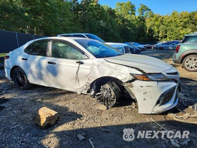 Czwarte zdjęcie samochodu z boku: 2022 TOYOTA CAMRY XSE VIN:4T1K31AK5NU578953 - miniatura