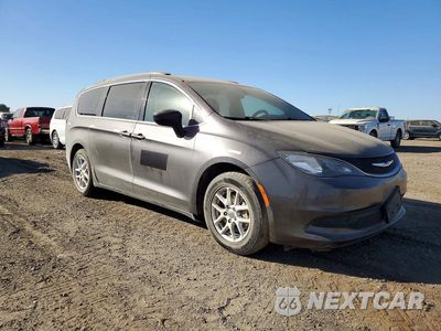 Czwarte zdjęcie samochodu z boku: 2021 CHRYSLER VOYAGER LXI VIN:2C4RC1DG3MR552034 - miniatura