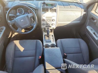 Zdjęcie 8 z 12 samochodu: 2011 FORD ESCAPE XLT VIN:1FMCU9D77BKB99502 - miniatura