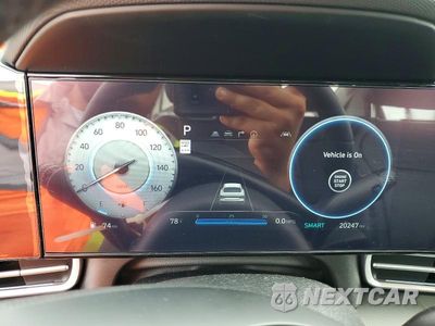Zdjęcie 9 z 12 samochodu: 2024 HYUNDAI ELANTRA LIMITED VIN:KMHLP4DG4RU688626 - miniatura