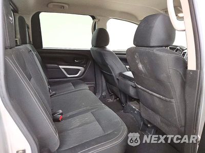 Zdjęcie 10 z 12 samochodu: 2017 NISSAN TITAN XD SV VIN:1N6BA1F3XHN568832 - miniatura