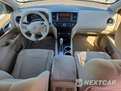 Zdjęcie 8 z 13 samochodu: 2014 NISSAN PATHFINDER S VIN:5N1AR2MN0EC726650 - miniatura