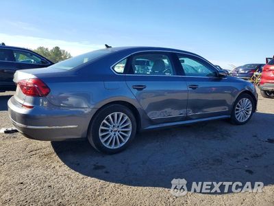 Trzecie zdjęcie samochodu z tyłu: 2017 VOLKSWAGEN PASSAT SE VIN:1VWBT7A32HC025328 - miniatura