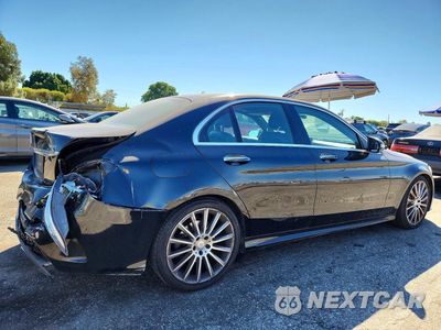 Trzecie zdjęcie samochodu z tyłu: 2015 MERCEDES-BENZ C 400 4MATIC VIN:55SWF6GB1FU021905 - miniatura