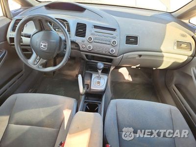 Zdjęcie 8 z 12 samochodu: 2008 HONDA CIVIC LX VIN:1HGFA16588L112251 - miniatura