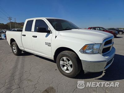 Czwarte zdjęcie samochodu z boku: 2020 RAM 1500 CLASSIC TRADESMAN VIN:1C6RR7FG3LS150744 - miniatura