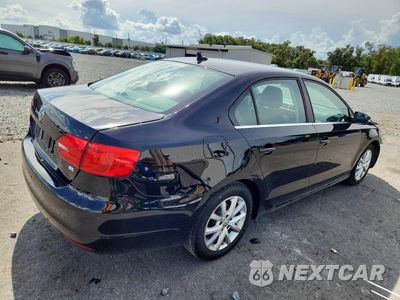 Trzecie zdjęcie samochodu z tyłu: 2014 VOLKSWAGEN JETTA SE VIN:3VWD17AJ1EM217430 - miniatura