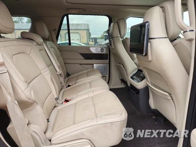 Zdjęcie 11 z 13 samochodu: 2018 LINCOLN NAVIGATOR RESERVE VIN:5LMJJ2LT4JEL06585 - miniatura