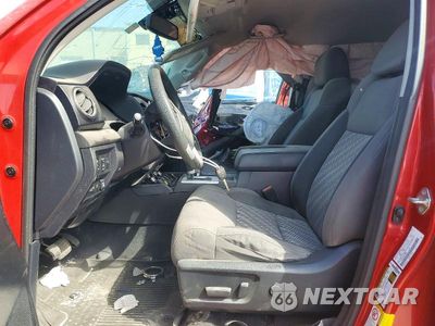 Zdjęcie 7 z 12 samochodu: 2019 TOYOTA TUNDRA CREWMAX SR5 VIN:5TFEY5F11KX255276 - miniatura