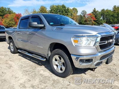 Czwarte zdjęcie samochodu z boku: 2019 RAM 1500 BIG HORN/LONE STAR VIN:1C6SRFFT3KN648612 - miniatura