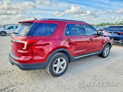 Trzecie zdjęcie samochodu z tyłu: 2018 FORD EXPLORER XLT VIN:1FM5K7D87JGB55609 - miniatura