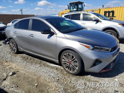 Czwarte zdjęcie samochodu z boku: 2023 KIA FORTE GT VIN:3KPF44AC4PE637571 - miniatura