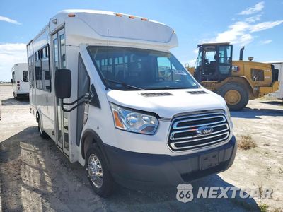 Czwarte zdjęcie samochodu z boku: 2019 FORD TRANSIT T-350 HD VIN:1FDES6PM9KKB90928 - miniatura