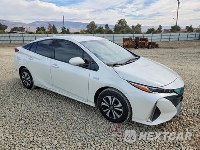 Czwarte zdjęcie samochodu z boku: 2018 TOYOTA PRIUS PRIME PREMIUM VIN:JTDKARFPXJ3096296 - miniatura