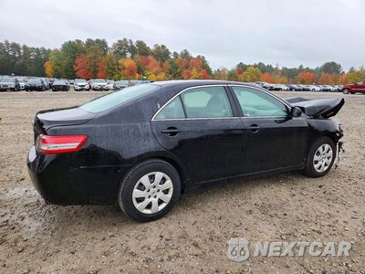 Trzecie zdjęcie samochodu z tyłu: 2010 TOYOTA CAMRY LE VIN:4T4BF3EKXAR066554 - miniatura
