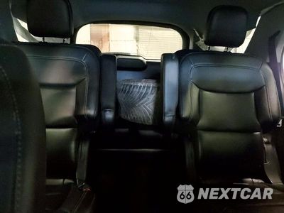 Zdjęcie 10 z 14 samochodu: 2022 FORD EXPLORER XLT VIN:1FMSK8DH8NGB55567 - miniatura
