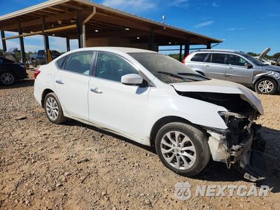 Czwarte zdjęcie samochodu z boku: 2017 NISSAN SENTRA S VIN:3N1AB7AP3HY239470 - miniatura