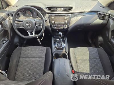 Zdjęcie 8 z 13 samochodu: 2018 NISSAN ROGUE SPORT SV VIN:JN1BJ1CP3JW188437 - miniatura