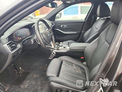 Zdjęcie 7 z 12 samochodu: 2019 BMW 330XI VIN:WBA5R7C58KFH02790 - miniatura