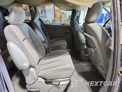 Zdjęcie 11 z 13 samochodu: 2005 DODGE CARAVAN SXT VIN:1D4GP45R35B365165 - miniatura