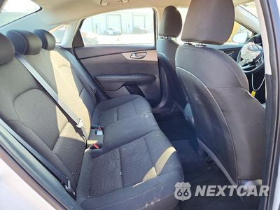 Zdjęcie 10 z 12 samochodu: 2021 KIA FORTE FE VIN:3KPF24ADXME345157 - miniatura