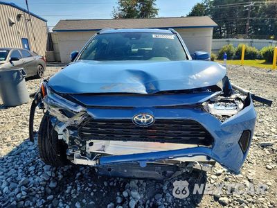 Piąte zdjęcie samochodu w środku: 2024 TOYOTA RAV4 SE VIN:4T3T6RFV8RU157822 - miniatura