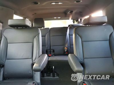 Zdjęcie 10 z 13 samochodu: 2024 CHEVROLET SUBURBAN K1500 Z71 VIN:1GNSKDKD9RR357381 - miniatura