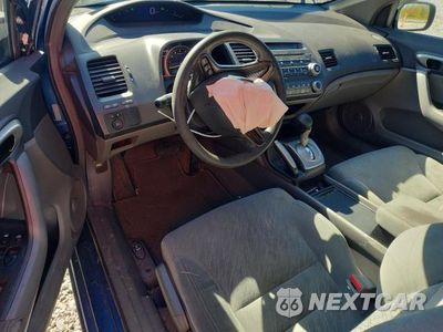 Zdjęcie 8 z 12 samochodu: 2008 HONDA CIVIC LX VIN:2HGFG12648H510244 - miniatura