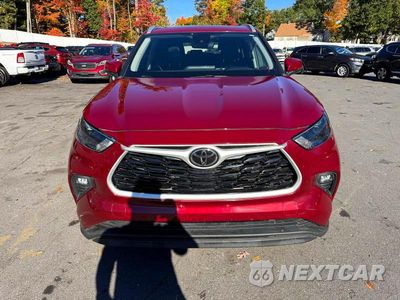 Zdjęcie 6 z 14 samochodu: 2022 TOYOTA HIGHLANDER XLE VIN:5TDHZRBH2NS181669 - miniatura