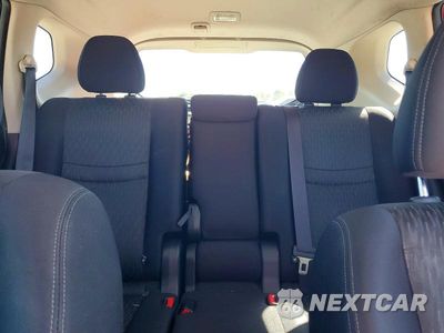 Zdjęcie 10 z 13 samochodu: 2017 NISSAN ROGUE SV VIN:JN8AT2MV1HW270414 - miniatura