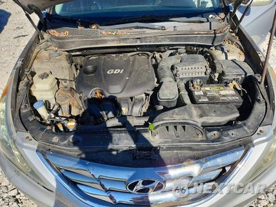 Zdjęcie 11 z 12 samochodu: 2011 HYUNDAI SONATA LIMITED VIN:5NPEC4AC5BH010090 - miniatura