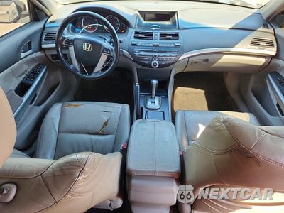 Zdjęcie 8 z 12 samochodu: 2009 HONDA ACCORD EXL VIN:1HGCP26839A119929 - miniatura