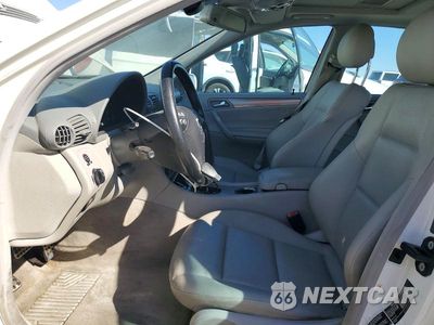 Zdjęcie 7 z 12 samochodu: 2005 MERCEDES-BENZ C 230K SPORT SEDAN VIN:WDBRF40J75F708531 - miniatura