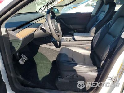 Zdjęcie 7 z 14 samochodu: 2022 TESLA MODEL Y VIN:7SAYGDEF0NF440332 - miniatura