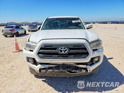Piąte zdjęcie samochodu w środku: 2017 TOYOTA TACOMA SR5 V6 VIN:5TFAZ5CN2HX035365 - miniatura