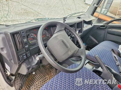 Zdjęcie 8 z 13 samochodu: 2024 ISUZU NPR HD BOX TRUCK VIN:54DC4W1D5RS220690 - miniatura