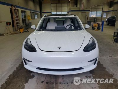 Piąte zdjęcie samochodu w środku: 2023 TESLA MODEL 3 VIN:5YJ3E1EA7PF492026 - miniatura