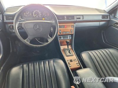 Zdjęcie 8 z 12 samochodu: 1992 MERCEDES-BENZ 300 TE 4MATIC VIN:WDBED90D0NF197112 - miniatura