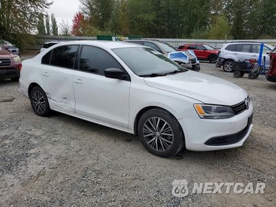 Czwarte zdjęcie samochodu z boku: 2014 VOLKSWAGEN JETTA VIN:3VWLL7AJ7EM330451 - miniatura
