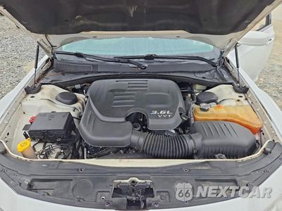 Zdjęcie 11 z 12 samochodu: 2015 CHRYSLER 300 LIMITED VIN:2C3CCAAG7FH785910 - miniatura