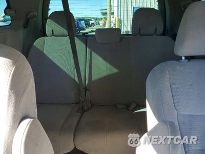 Zdjęcie 10 z 13 samochodu: 2017 TOYOTA SIENNA L 7-PASSENGER VIN:5TDZZ3DC6HS859427 - miniatura