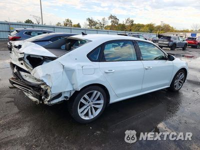 Trzecie zdjęcie samochodu z tyłu: 2019 VOLKSWAGEN PASSAT WOLFSBURG VIN:1VWLA7A37KC001673 - miniatura