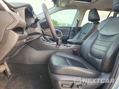 Zdjęcie 7 z 13 samochodu: 2021 TOYOTA RAV4 HYBRID XLE PREMIUM VIN:4T3B6RFV3MU020288 - miniatura